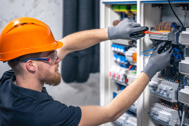 Best 24-Hour Electrician  in Los Luceros, NM